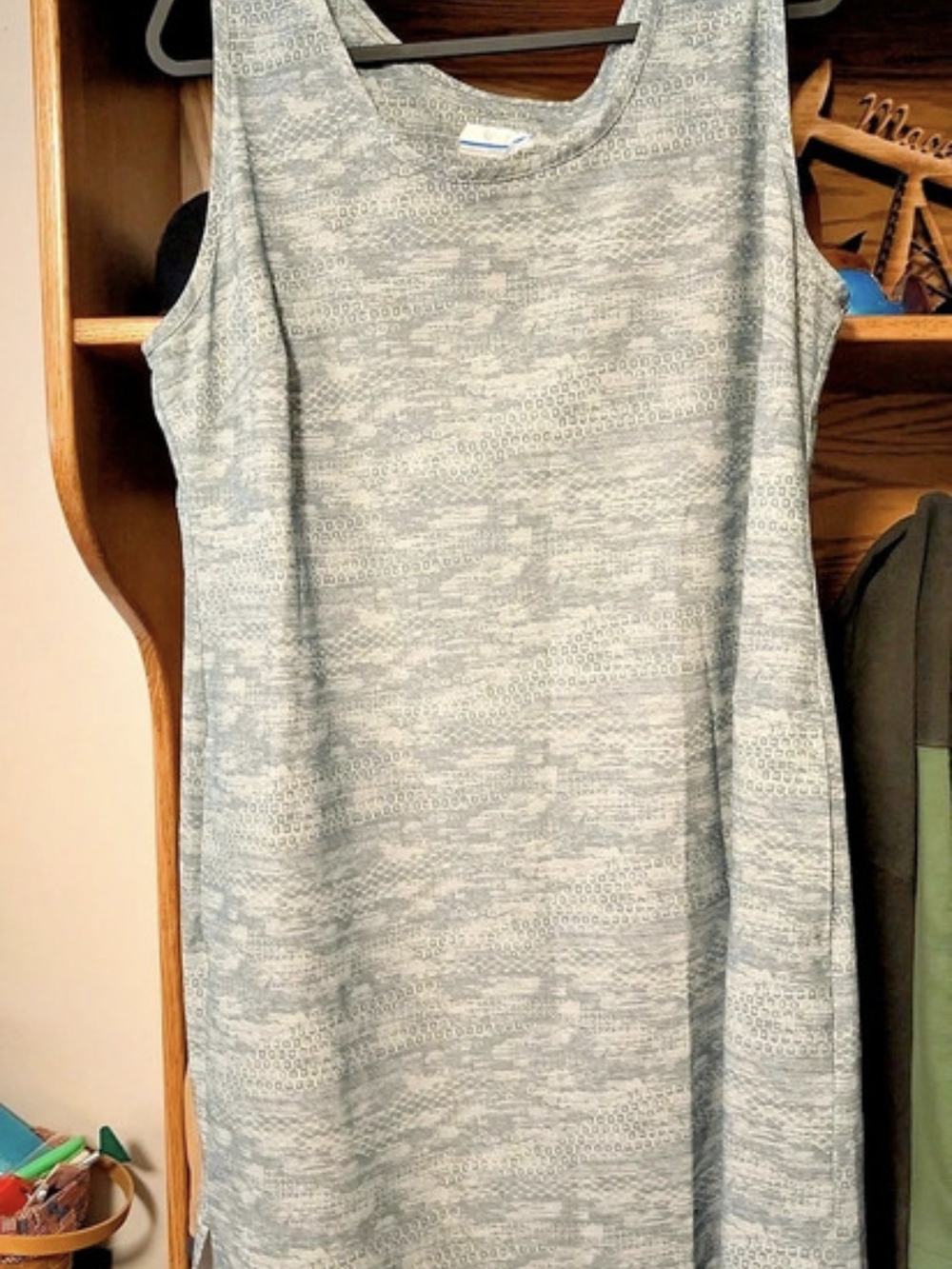 Columbia Women's PFG Freezer III Dress Gray Green XL